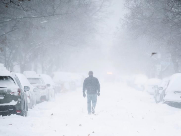 Biden aprueba el estado de emergencia en Nueva York ante las intensas nevadas Biden aprueba el estado de emergencia en Nueva York ante las intensas nevadas