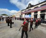 Viven con fervor patrio el desfile