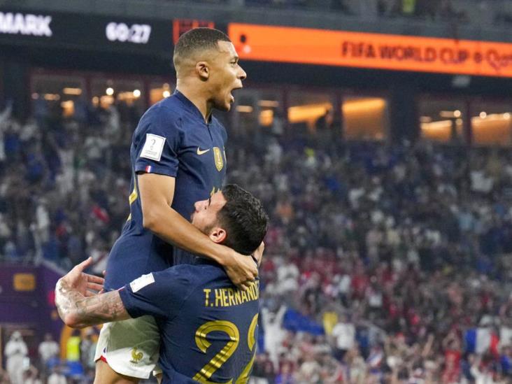 Mbappé pone los goles y Francia avanza a octavos Mbappé pone los goles y Francia avanza a octavos