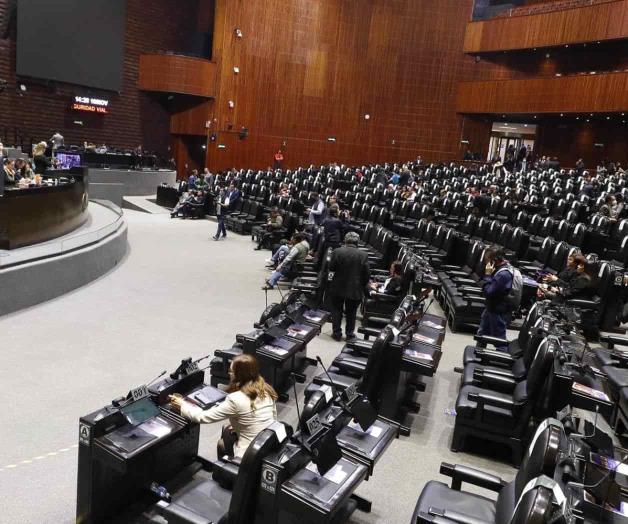 Previo a la marcha, diputados aprueban Reforma Electoral