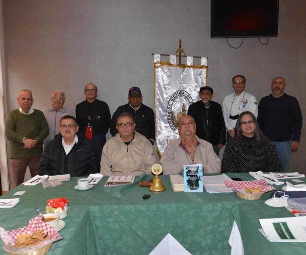 Dan bienvenida a nueva integrante Dan bienvenida a nueva integrante