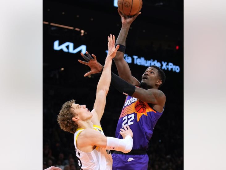 Con 29 puntos de Ayton, Suns derrota al Jazz Con 29 puntos de Ayton, Suns derrota al Jazz