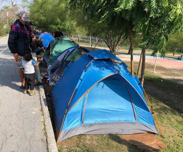 Instalan nuevamente campamento migrante
