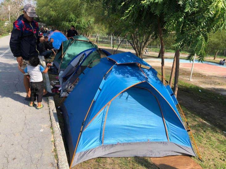Instalan nuevamente campamento migrante Instalan nuevamente campamento migrante