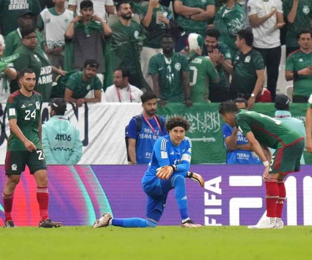 Lamentan fallas y ven a futuro del Tri Lamentan fallas y ven a futuro del Tri