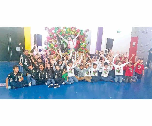 Festejan los peloteritos posada 2022