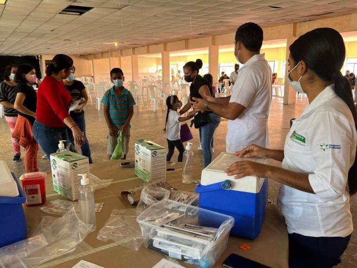 Van pocos a vacunarse Van pocos a vacunarse