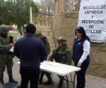 Entregan cartillas liberadas en Mier