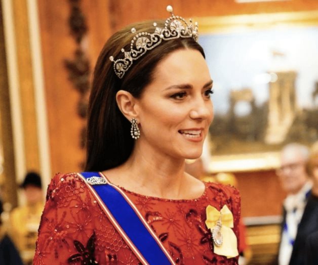 Luce joyas de La Corona