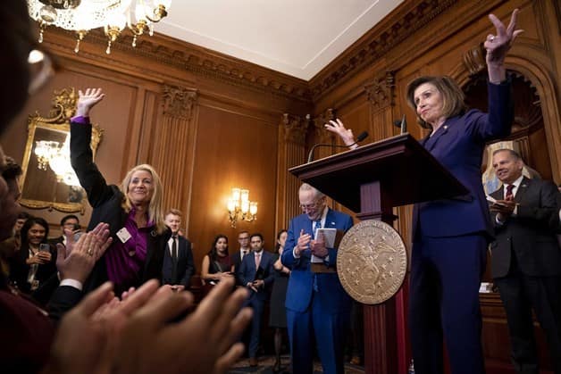 Protege Ley a los matrimonios gay Protege Ley a los matrimonios gay