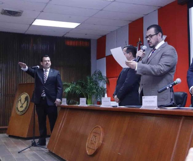 Edy Izaguirre es nuevo director de la Facultad de Derecho Victoria