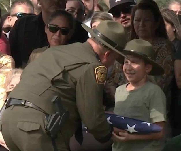 Despiden con honores a un agente fronterizo Despiden con honores a un agente fronterizo