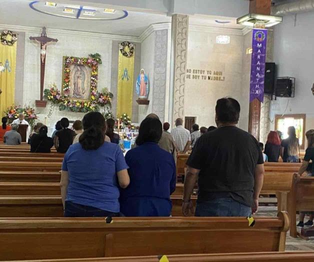 Realizan una misa solemne y las mañanitas