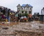 Dejan inundaciones  más de 140 muertos muertos