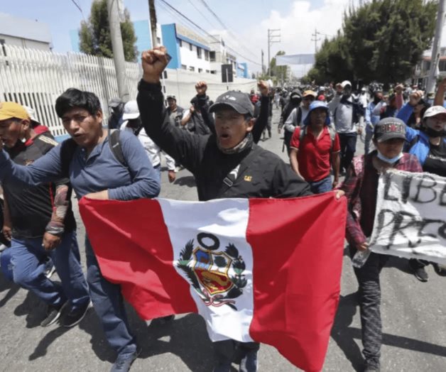 Entra Perú en estado de emergencia