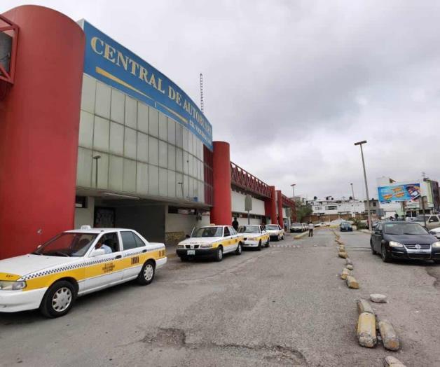 Saturada central camionera por festividades navideñas