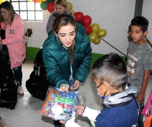 Realiza DIF posada navideña a los niños