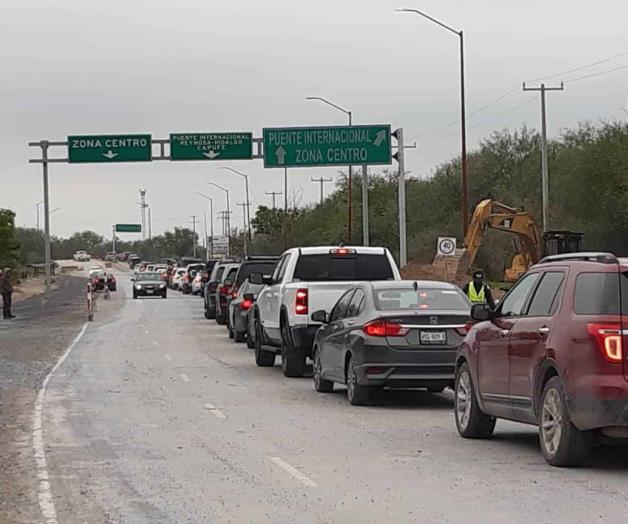 Aplican automovilistas serenidad y paciencia para cruzar a EU