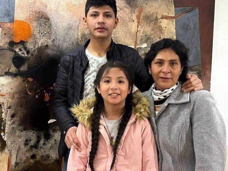 Llegan a CDMX familia de Castillo y Embajador expulsado Llegan a CDMX familia de Castillo y Embajador expulsado