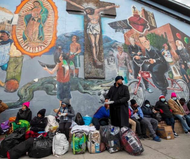 Atraviesan 11 países a pie y en autobuses Atraviesan 11 países a pie y en autobuses