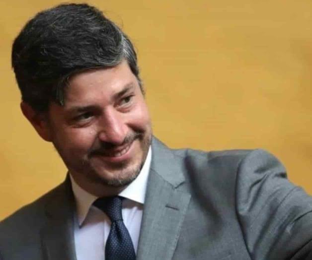 Embajador Pablo Monroy sale de Perú y ya viaja de regreso a México