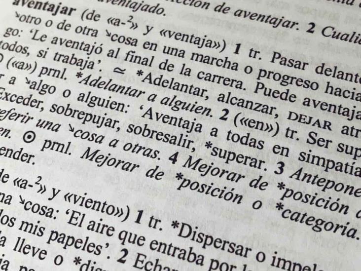 Se suman conspiranoico y micromachismo al diccionario de la RAE