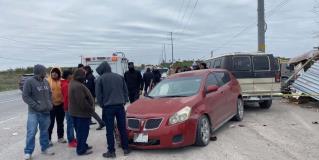 REYNOSA | Mala maniobra de conductor enluta una familia