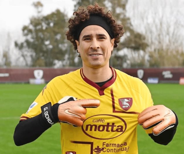 Guillermo Ochoa ya trabaja con el Salernitana Guillermo Ochoa ya trabaja con el Salernitana