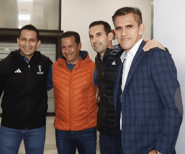 Árbitros mexicanos vuelven tras su participación en Qatar 2022