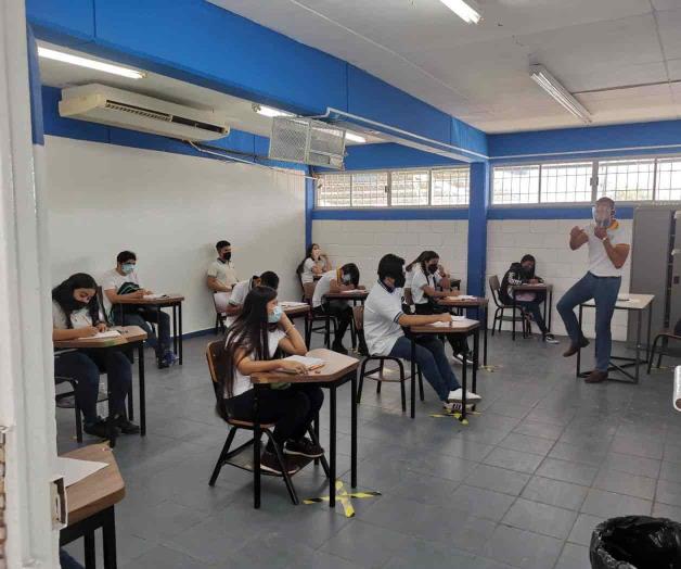 Ocupa estado 600 maestros