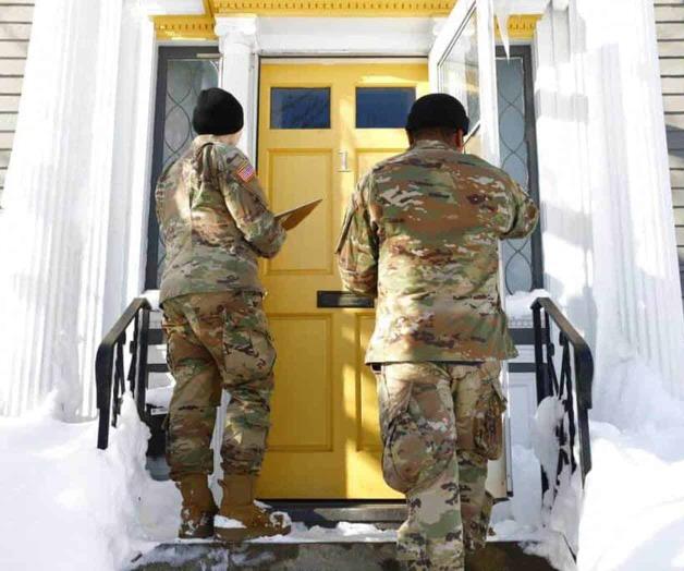Guardia Nacional va casa por casa en Buffalo tras tormenta