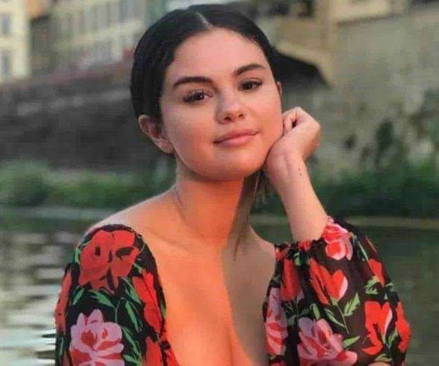 Captan a Selena Gomez en Los Cabos