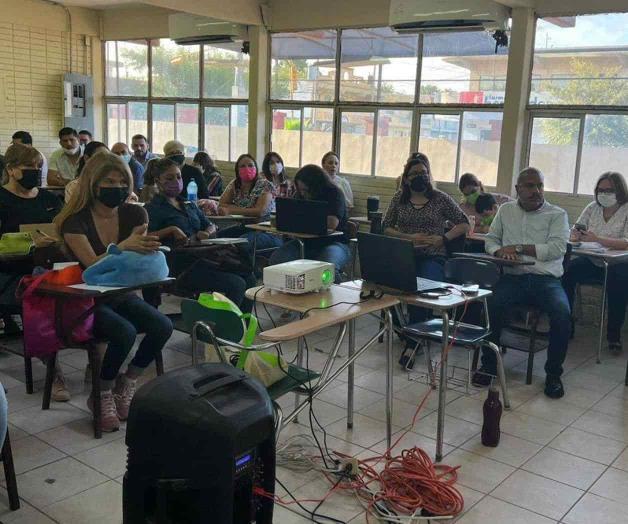Alistan profesores plan de trabajo previo a clases