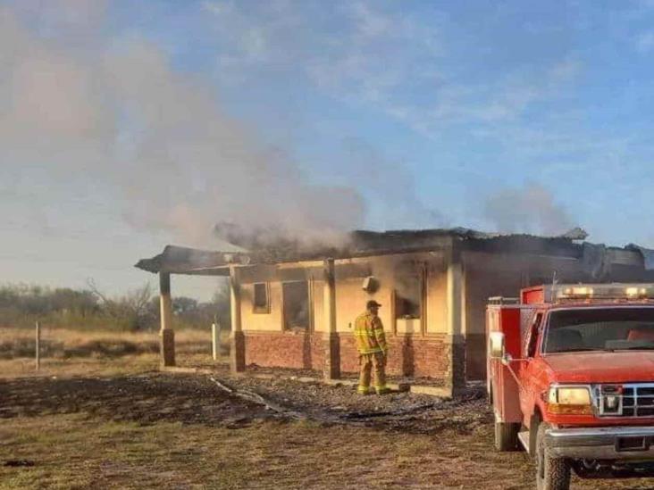 Apagan incendio tras balacera