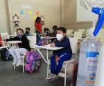 Bajo estrictas medidas sanitarias, regresan a clases 950 mil alumnos
