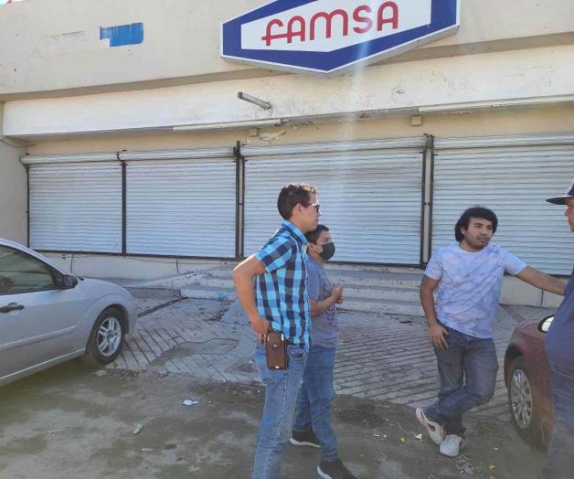 Olvida Famsa a sus empleados