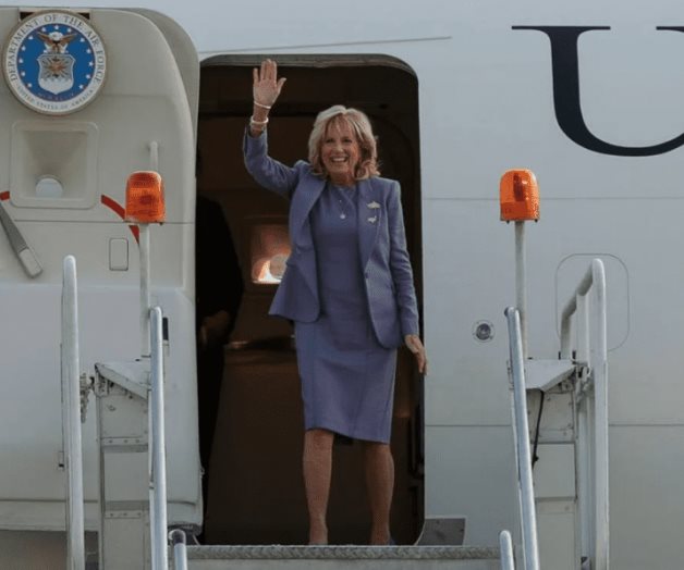 Primera dama de EU aterriza en AICM; la recibe Gutiérrez Müller