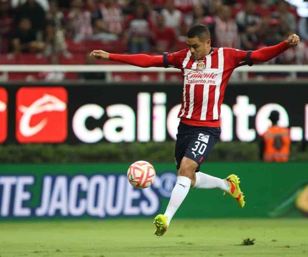 Chivas no contará con Morsa Flores debido a lesión