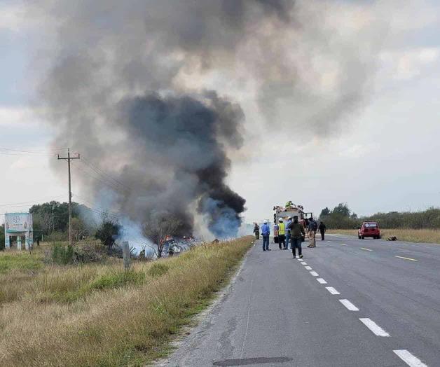 Muere calcinado en un fuerte choque