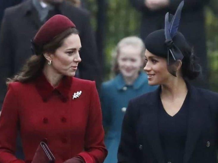 Revela Príncipe Enrique textos de pelea entre Meghan y Kate Revela Príncipe Enrique textos de pelea entre Meghan y Kate