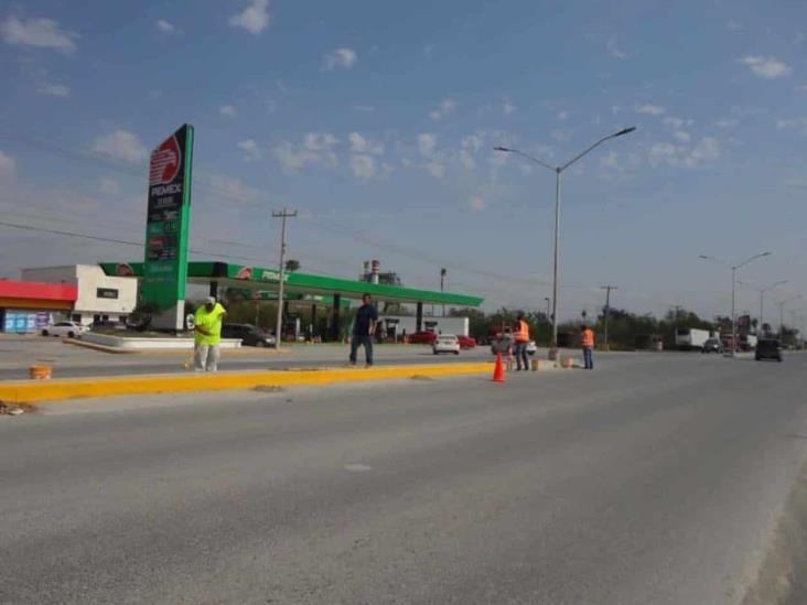 Trazan camellón para la seguridad a conductores Trazan camellón para la seguridad a conductores