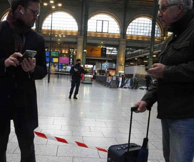 Ataque con arma blanca deja 6 heridos en estación de París