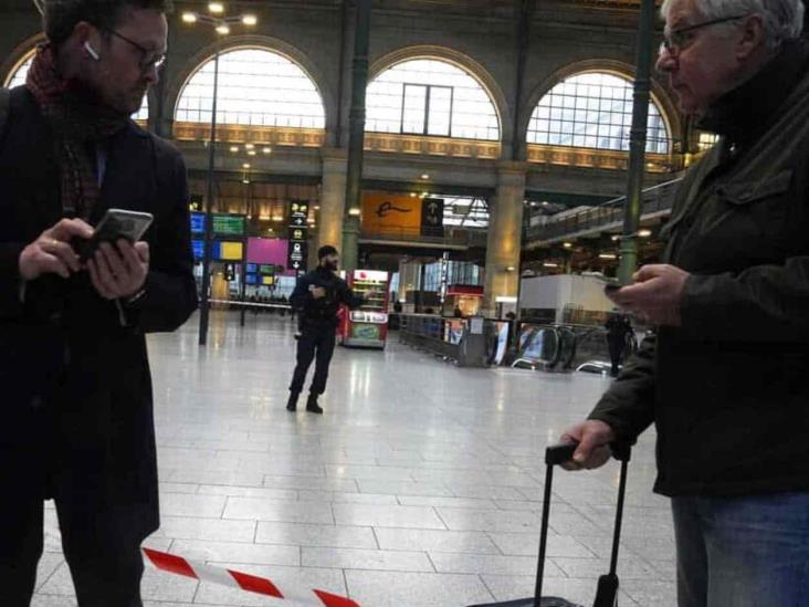 Ataque con arma blanca deja 6 heridos en estación de París Ataque con arma blanca deja 6 heridos en estación de París