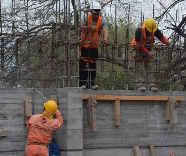 Impuestos e inflación pulverizan alza salarial