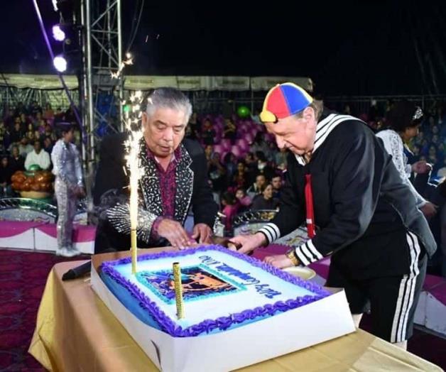 Celebra Kiko su cumpleaños 79 en gira del adiós Celebra Kiko su cumpleaños 79 en gira del adiós