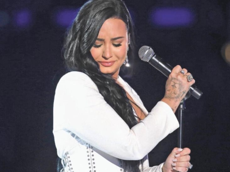 Retiran en el Reino Unido publicidad del nuevo álbum de Demi Lovato Retiran en el Reino Unido publicidad del nuevo álbum de Demi Lovato