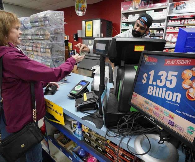 Gana Mega Millions un boleto en Maine