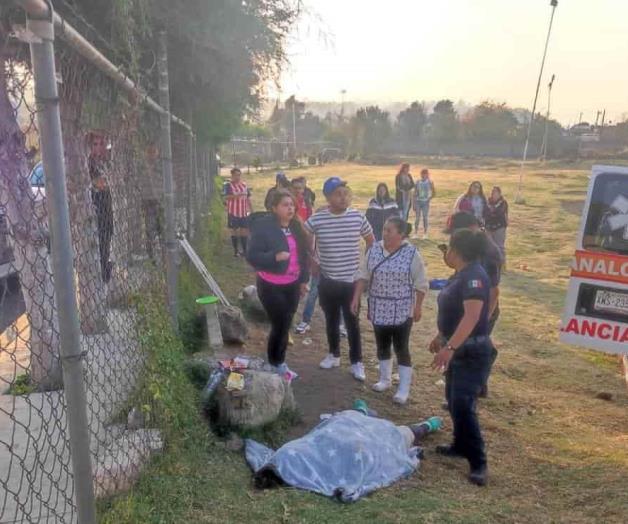 Asesinan a tiros a jugadora de futbol en Tlalmanalco