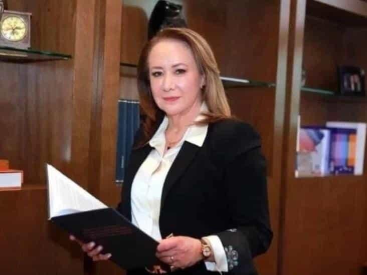 Retiran reconocimiento de honor a Ministra tras plagio Retiran reconocimiento de honor a Ministra tras plagio