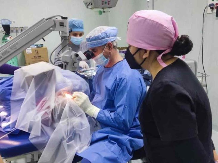 Vuelven visión a 77 pacientes Vuelven visión a 77 pacientes
